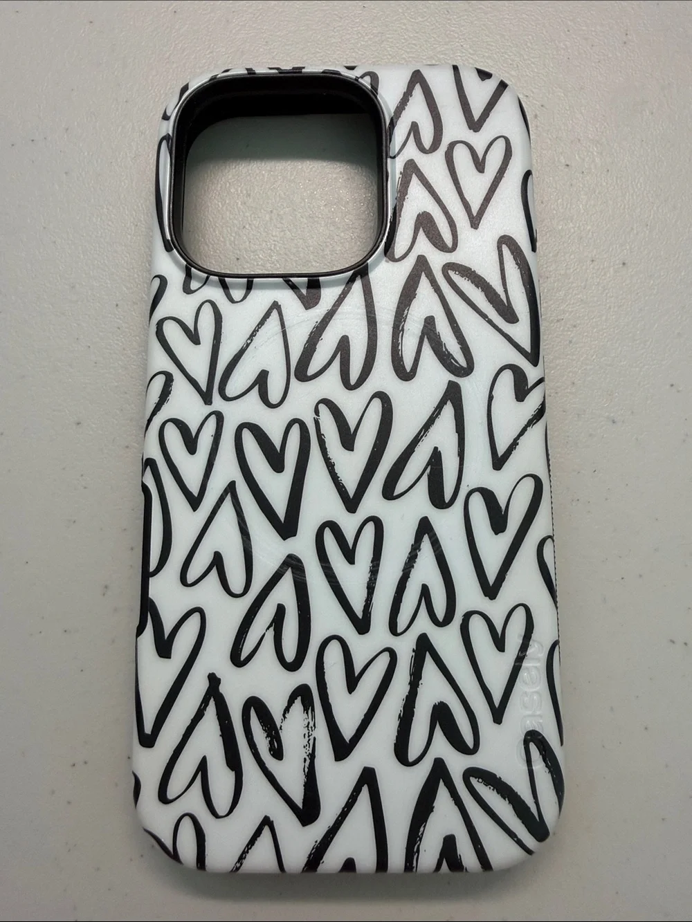 iPhone 16 Pro White and Black Heart Pattern Phone Case - Compatible iPhone